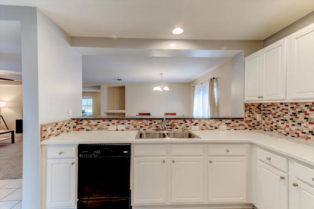 2463 LACERTA DRIVE Orlando, FL 32828
