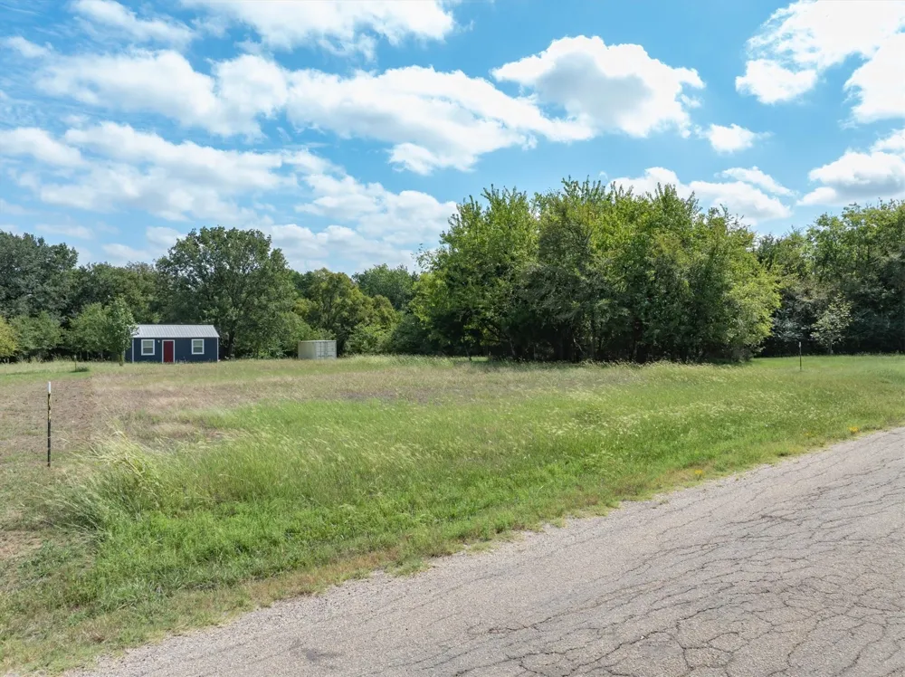 4400 County Road 3706 Road Wills Point, TX 75169