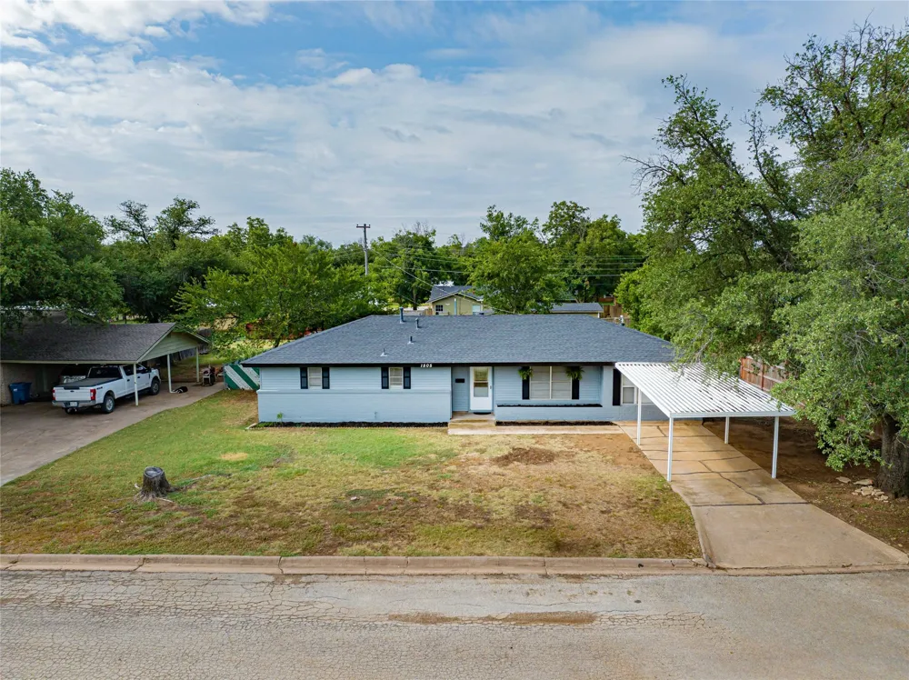 1505 Westridge Circle Breckenridge, TX 76424