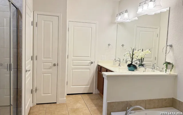 11715 Elijah Stapp San Antonio, TX 78253