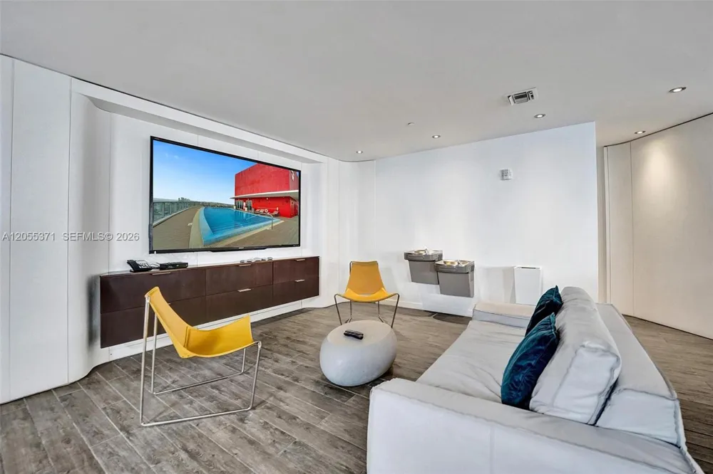 2600 E Hallandale Beach Blvd #T1902 Hallandale Beach, FL 33009