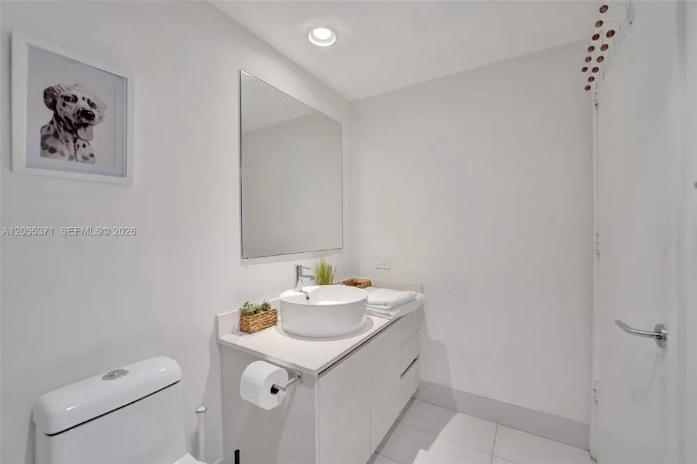 2600 E Hallandale Beach Blvd #T1902 Hallandale Beach, FL 33009