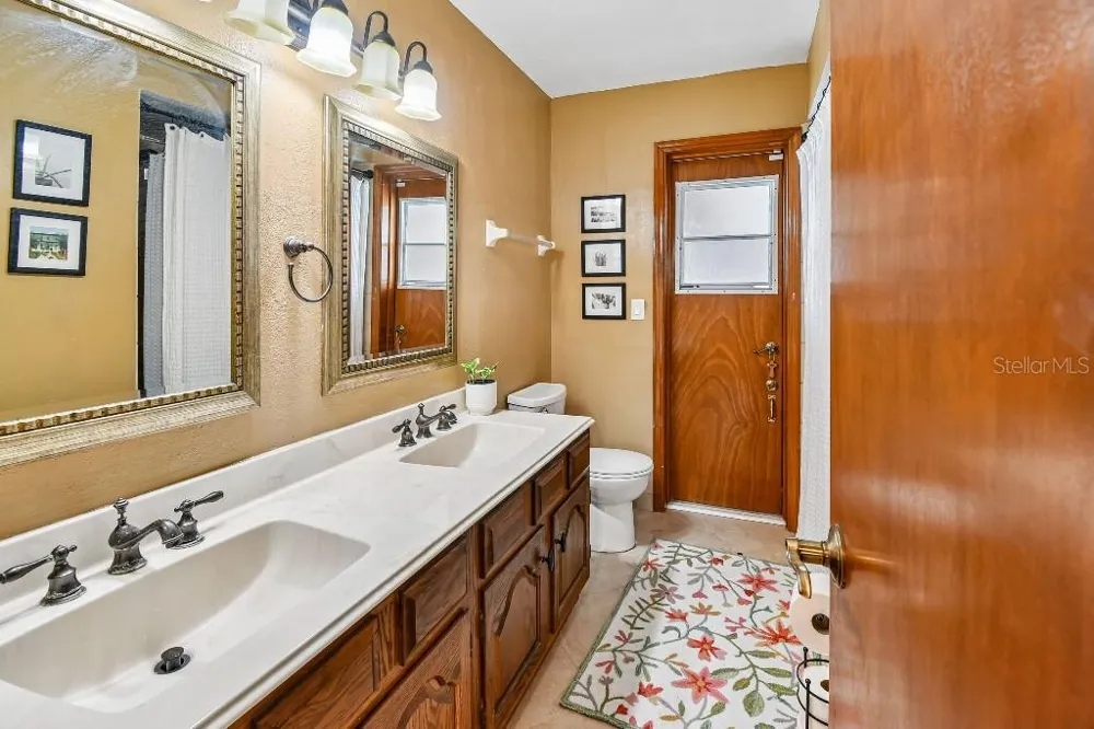 507 FERNWOOD DRIVE Altamonte Springs, FL 32701