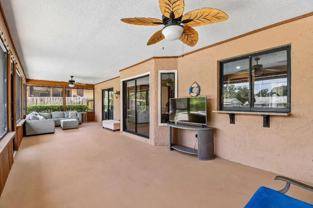 507 FERNWOOD DRIVE Altamonte Springs, FL 32701