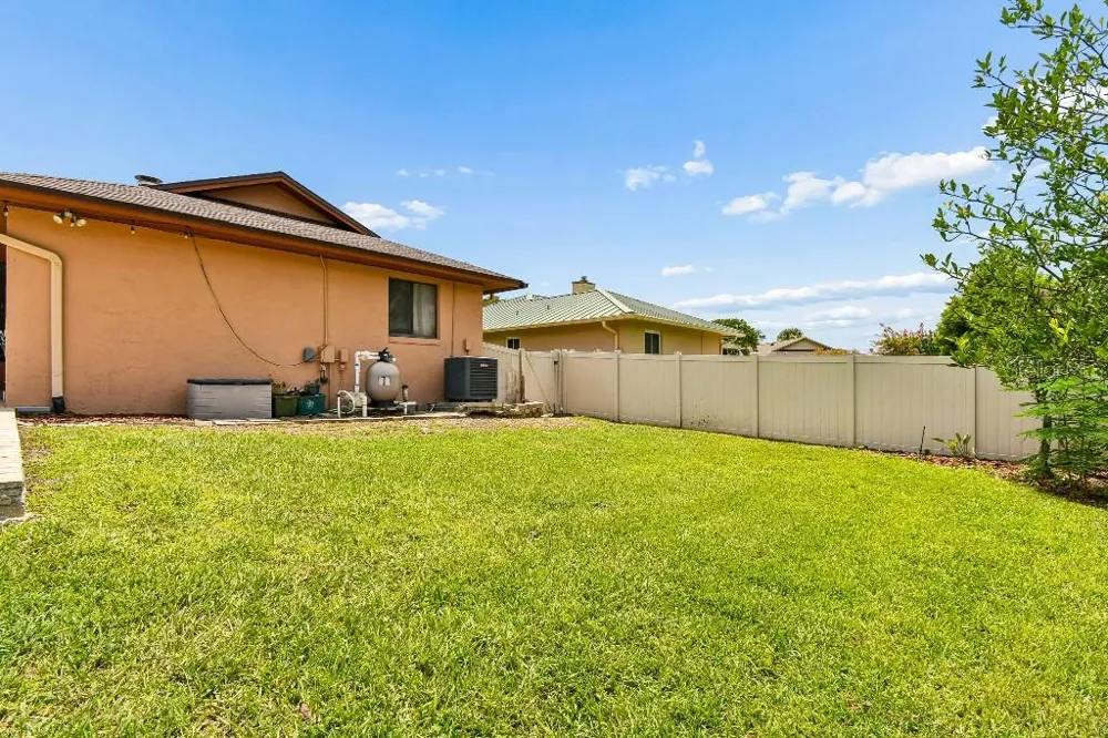 507 FERNWOOD DRIVE Altamonte Springs, FL 32701
