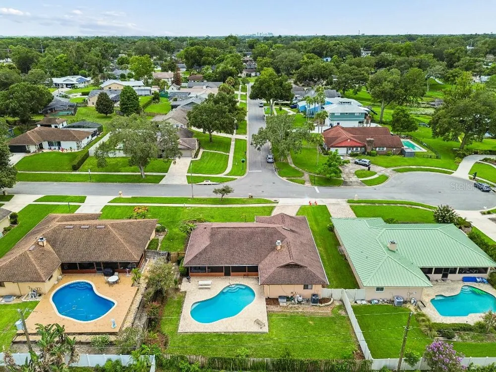 507 FERNWOOD DRIVE Altamonte Springs, FL 32701