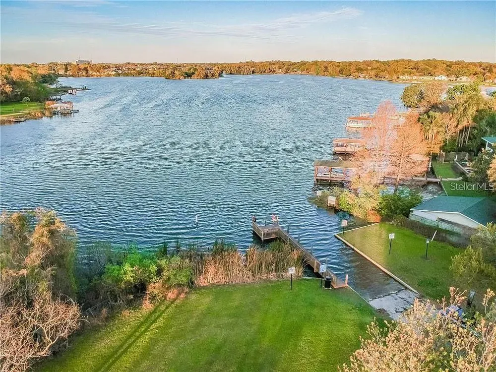 507 FERNWOOD DRIVE Altamonte Springs, FL 32701