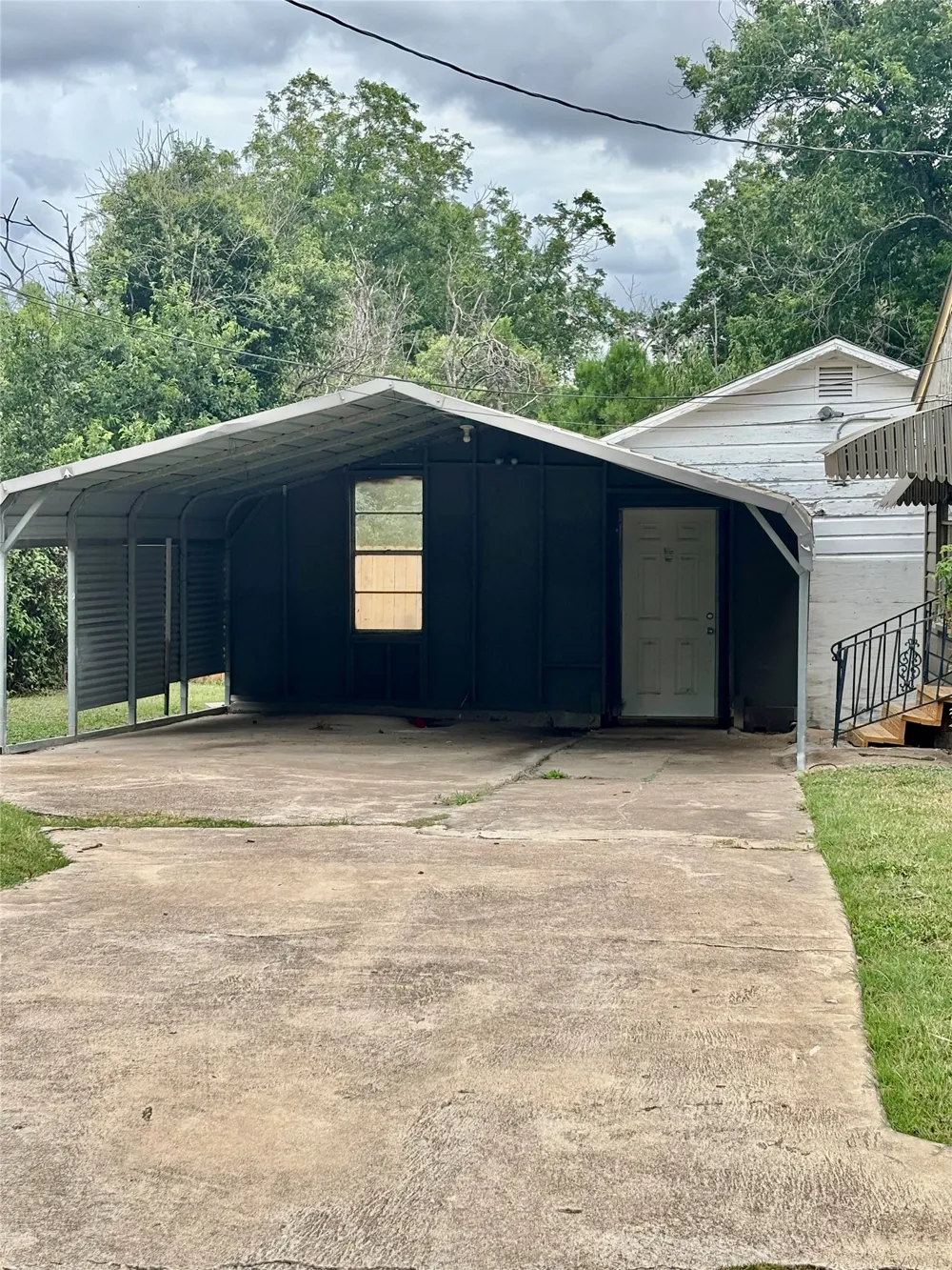 415 E 7th Street Taylor, TX 76574