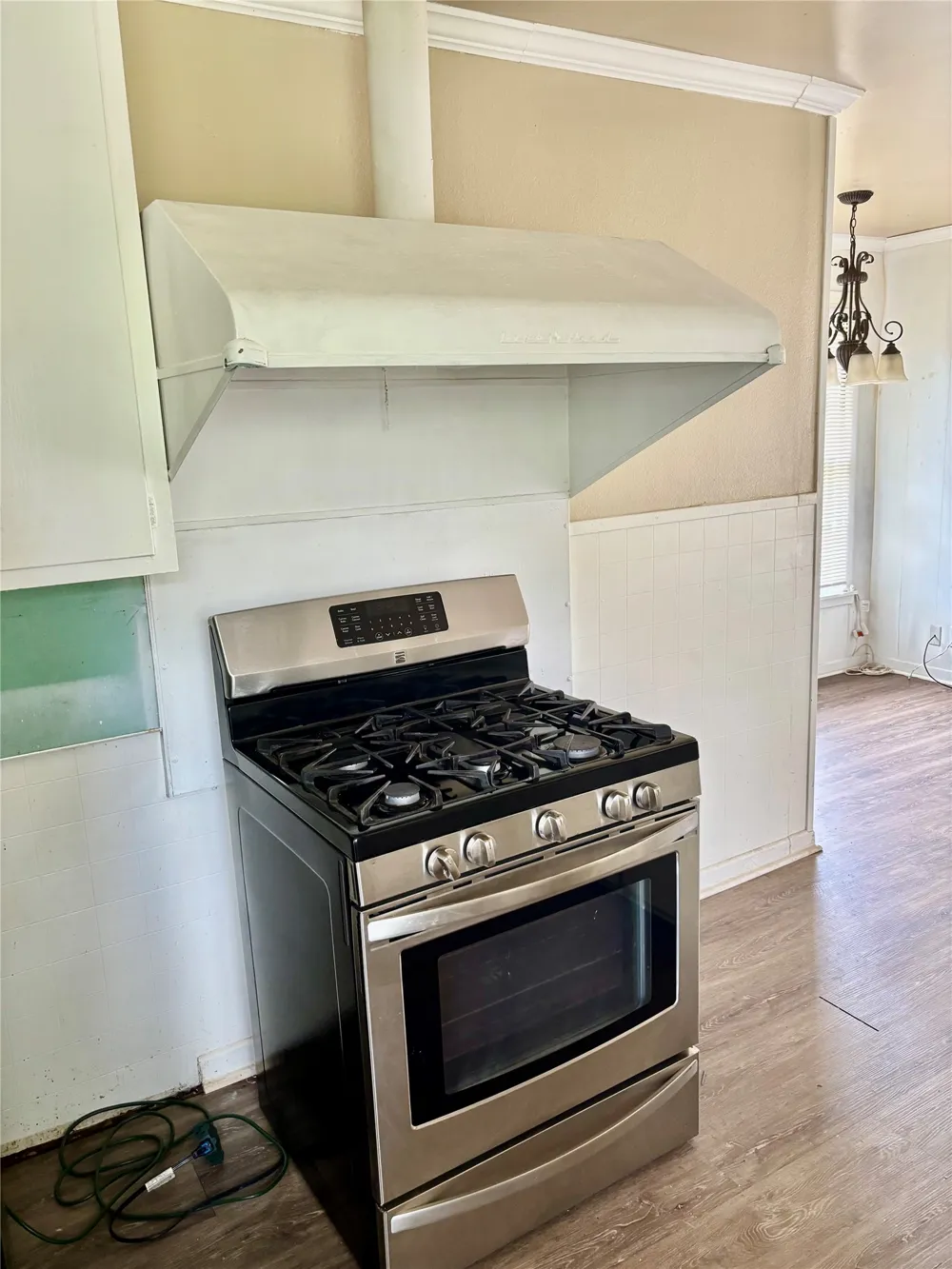 415 E 7th Street Taylor, TX 76574
