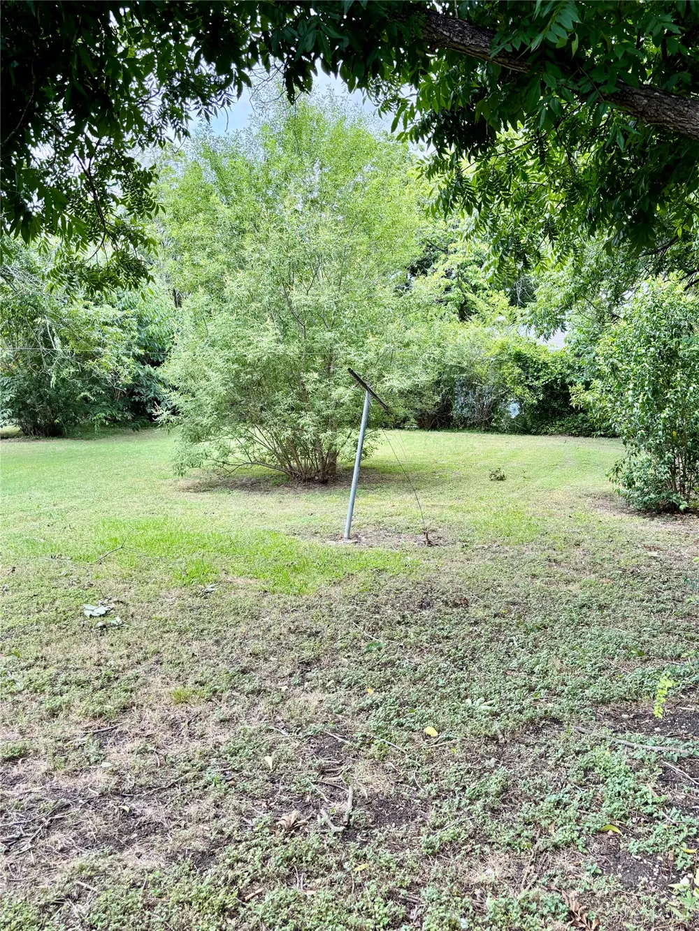 415 E 7th Street Taylor, TX 76574