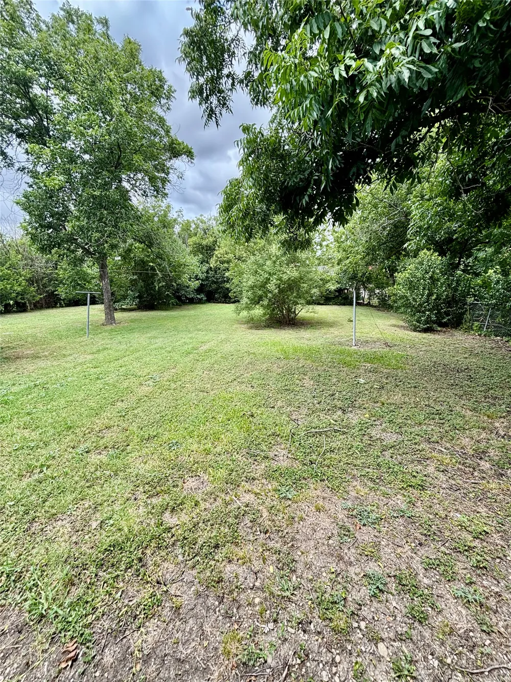 415 E 7th Street Taylor, TX 76574