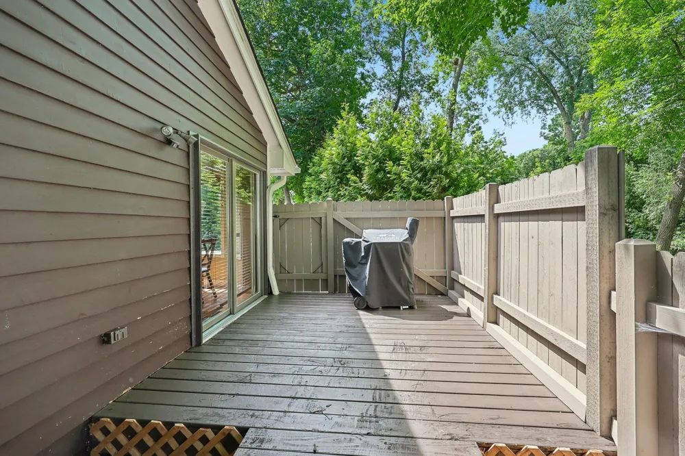 6074 Ridgewood Road Mound, MN 55364
