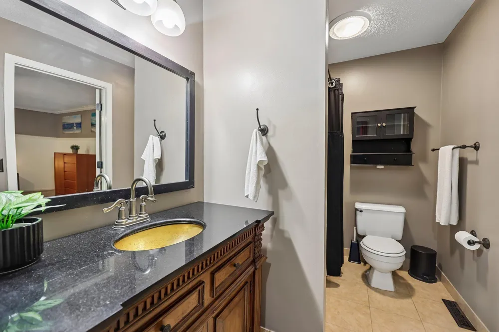 6074 Ridgewood Road Mound, MN 55364