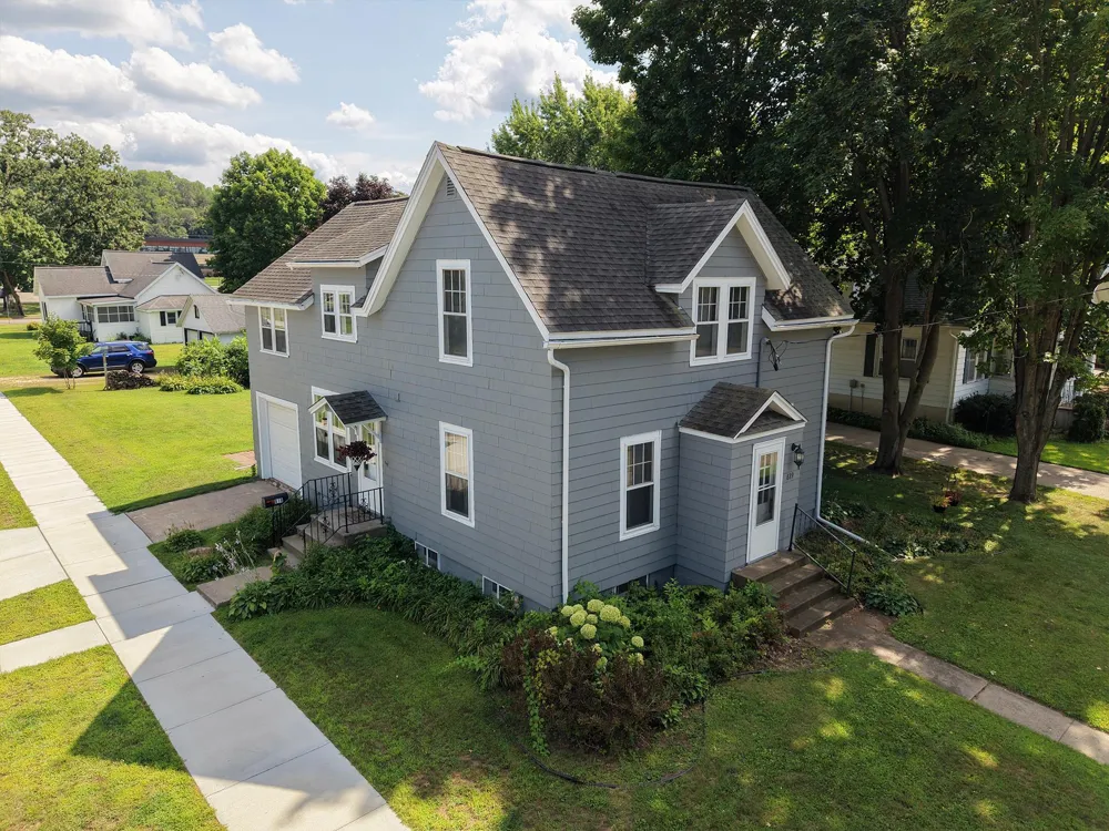 619 E Wells Street Durand, WI 54736