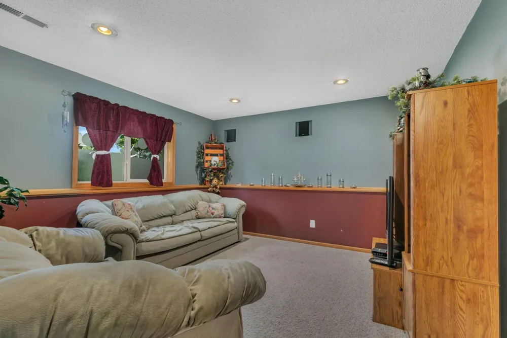 1241 Connecticut Avenue S Sartell, MN 56377