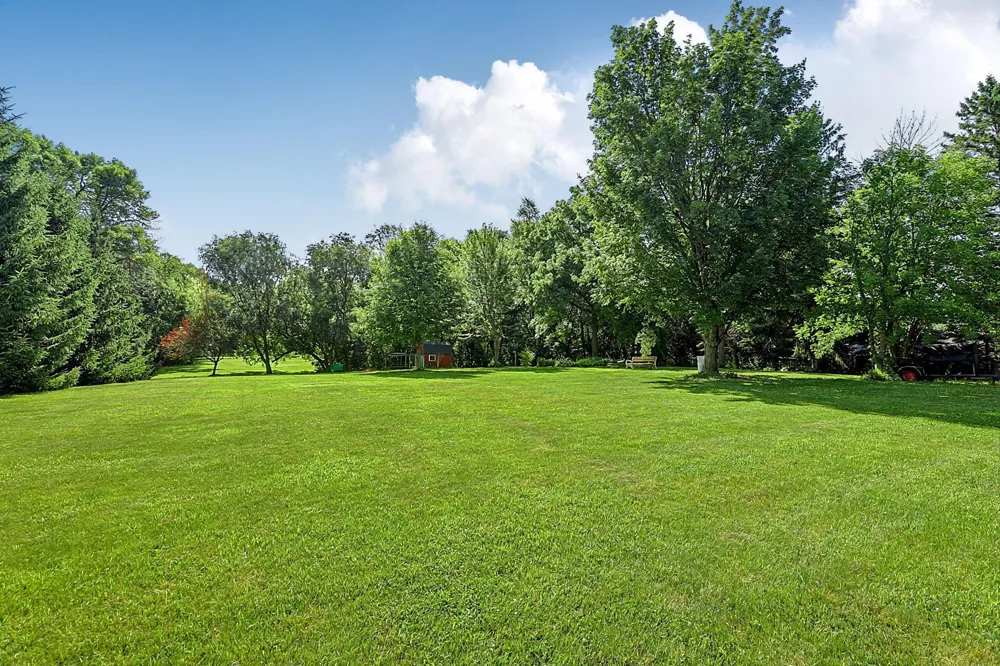 10150 Beebe Lake Road NE Hanover, MN 55376