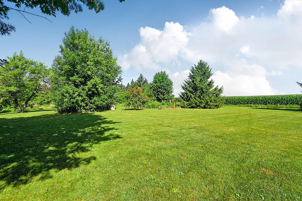 10150 Beebe Lake Road NE Hanover, MN 55376