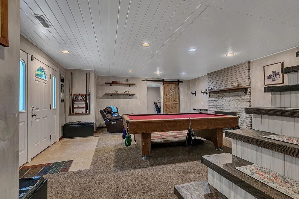 10150 Beebe Lake Road NE Hanover, MN 55376