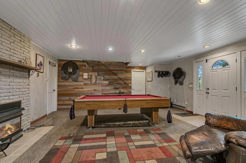 10150 Beebe Lake Road NE Hanover, MN 55376