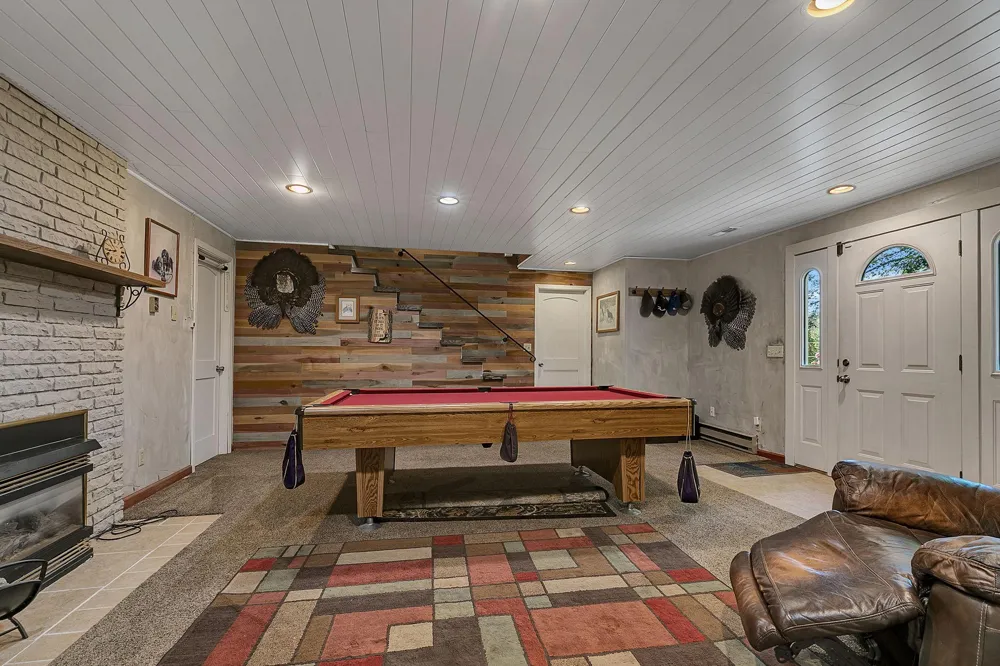 10150 Beebe Lake Road NE Hanover, MN 55376