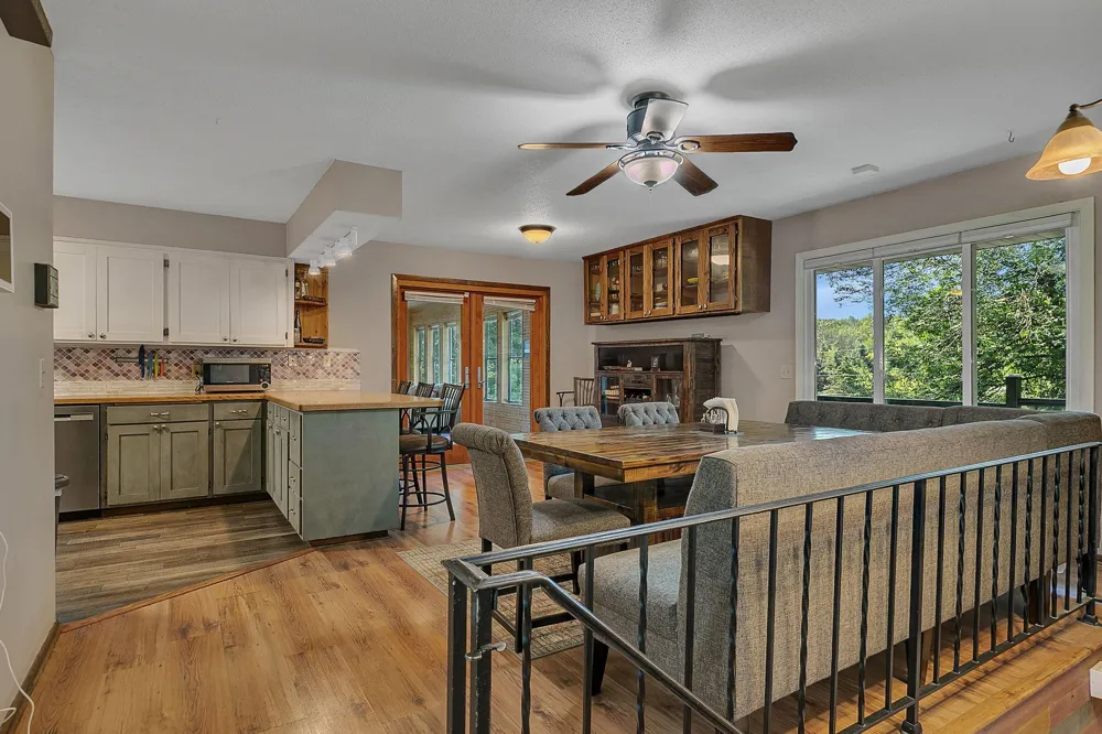 10150 Beebe Lake Road NE Hanover, MN 55376