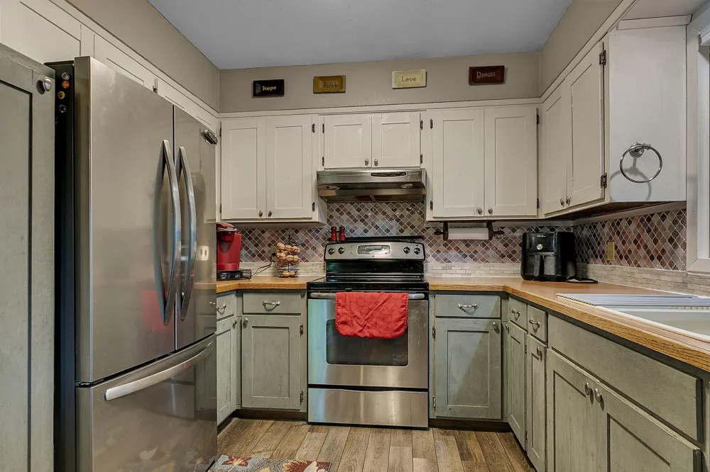 10150 Beebe Lake Road NE Hanover, MN 55376