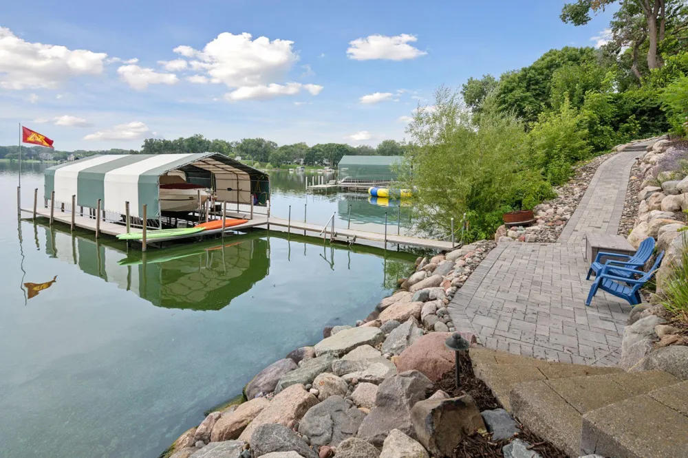 1065 Bayside Lane Minnetrista, MN 55364