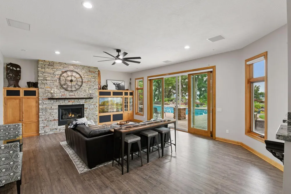 1065 Bayside Lane Minnetrista, MN 55364