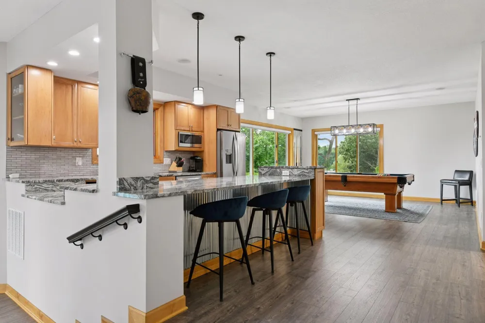 1065 Bayside Lane Minnetrista, MN 55364