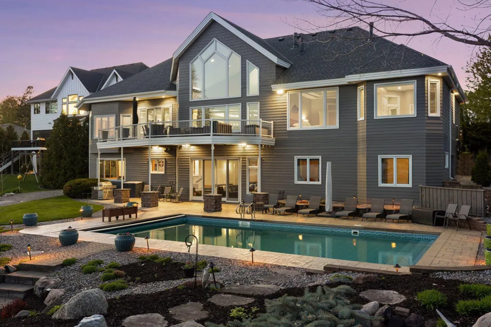 1065 Bayside Lane Minnetrista, MN 55364