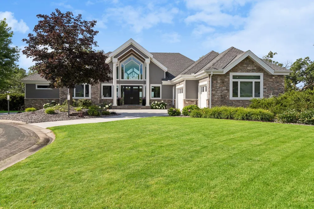 1065 Bayside Lane Minnetrista, MN 55364