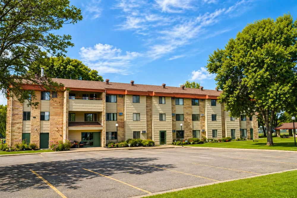 1173 Dewey Street Wabasso, MN 56293