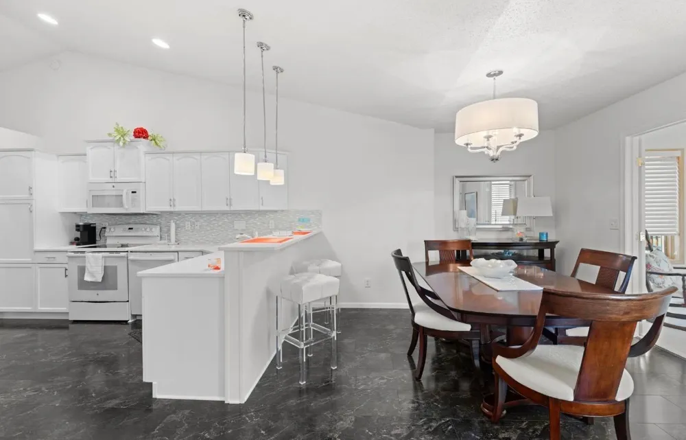 3410 Village Green Drive Moorhead, MN 56560