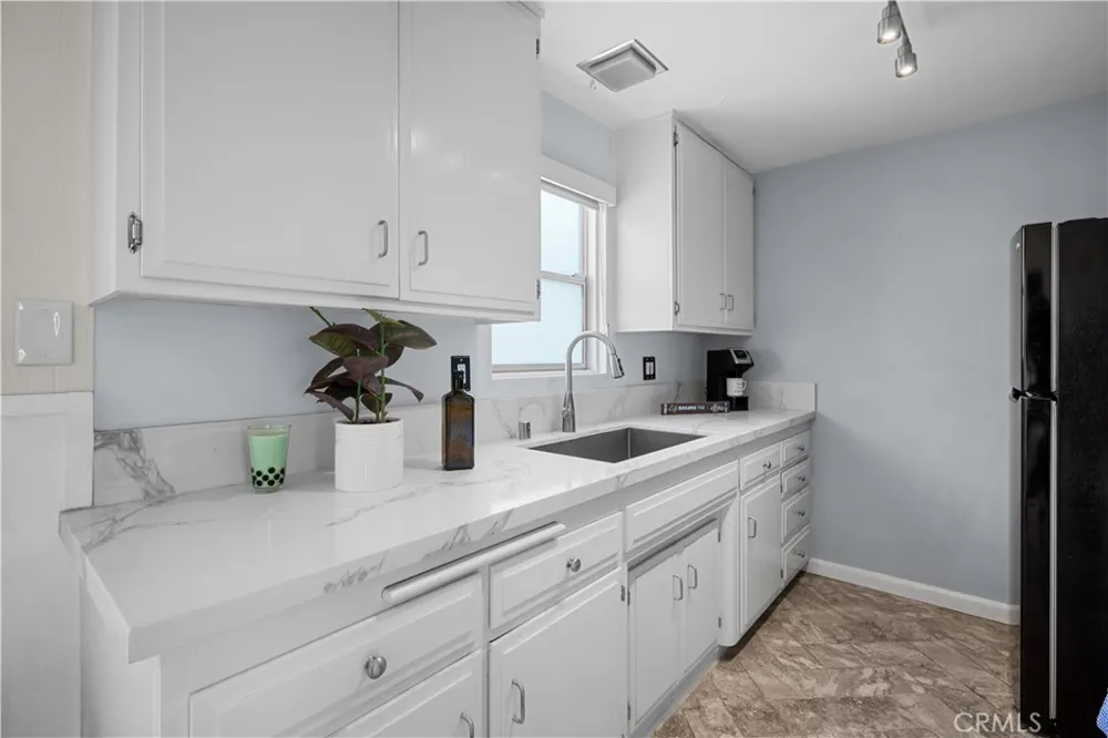 401 W 5th #3C Long Beach, CA 90802