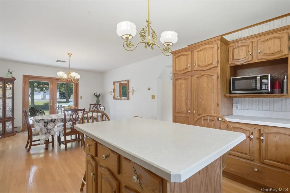 806 Peenpack Trail Sparrowbush, NY 12780