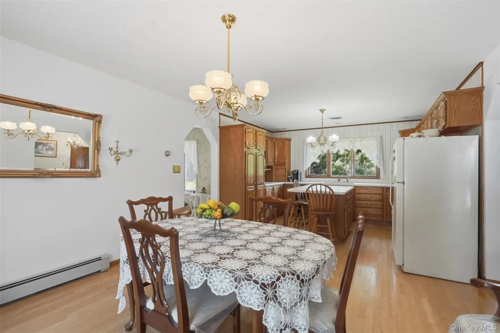 806 Peenpack Trail Sparrowbush, NY 12780