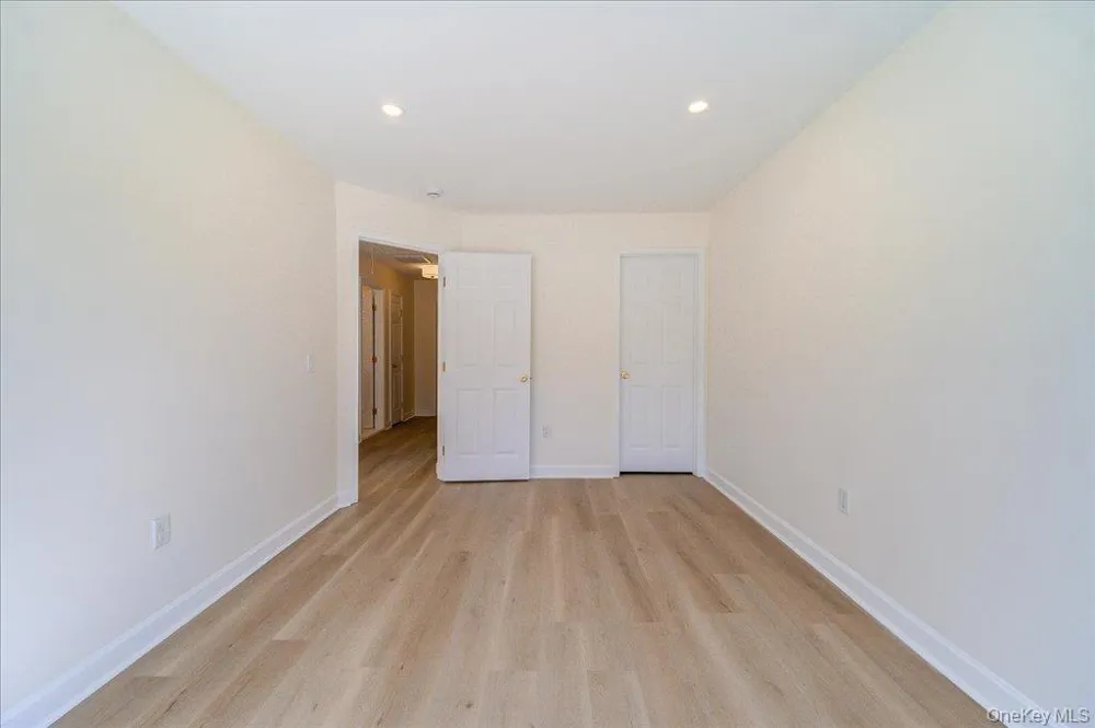 6204 High Ridge Court Wappingers Falls, NY 12590
