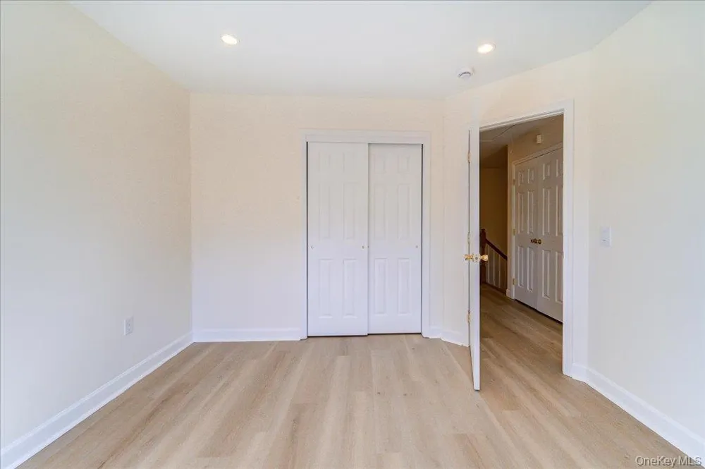 6204 High Ridge Court Wappingers Falls, NY 12590
