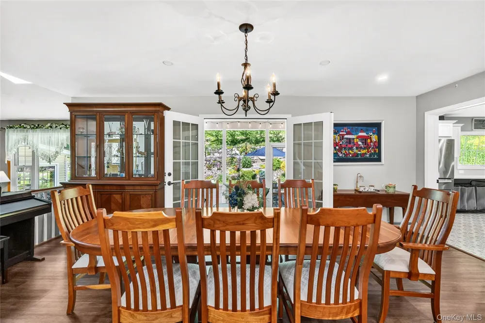 21 Straub Drive Pleasant Valley, NY 12569