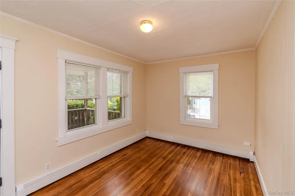 382 E Main Street Jefferson Valley, NY 10535