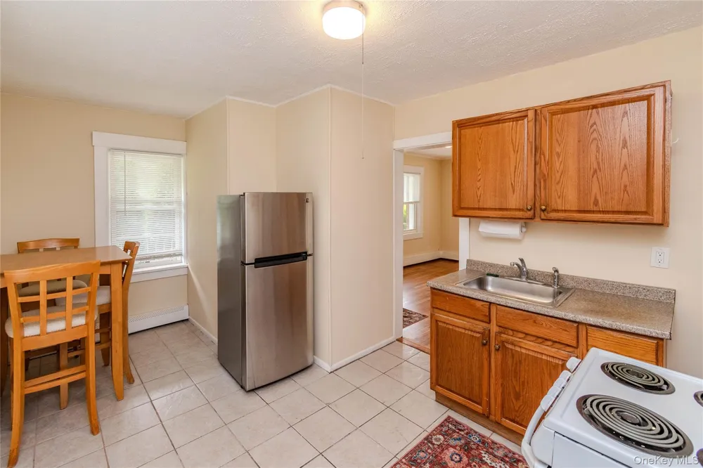 382 E Main Street Jefferson Valley, NY 10535