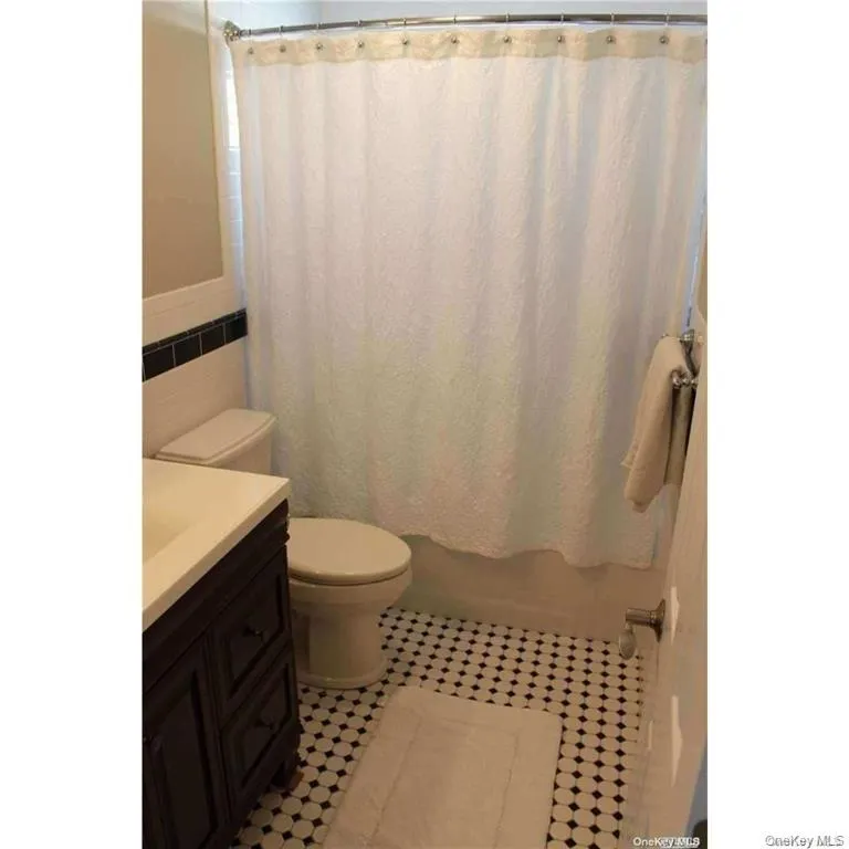 27 Vermont Street Long Beach, NY 11561