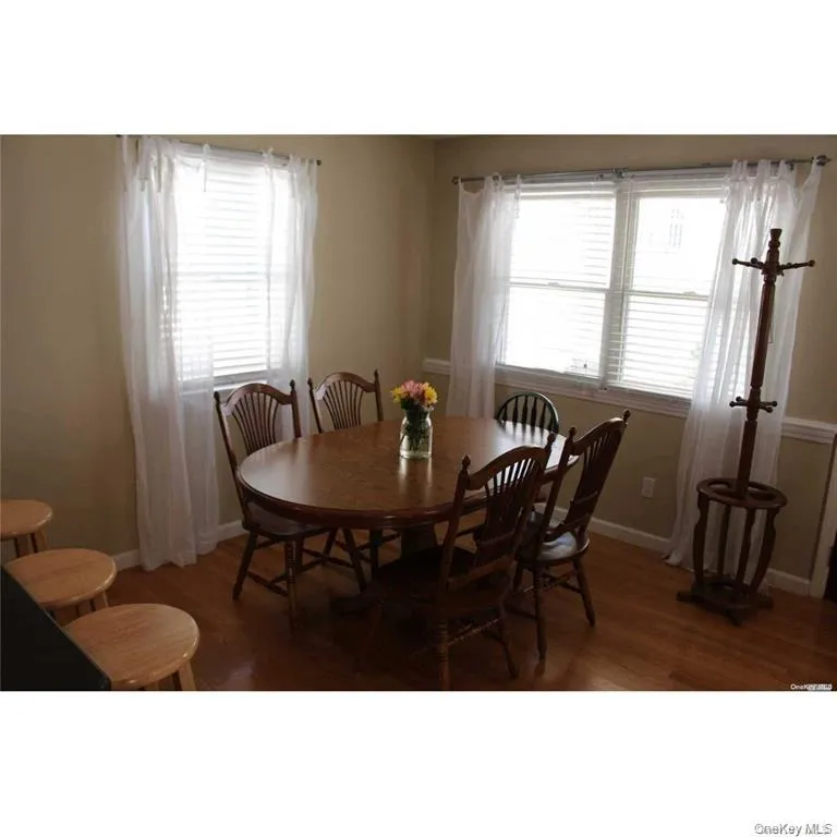 27 Vermont Street Long Beach, NY 11561