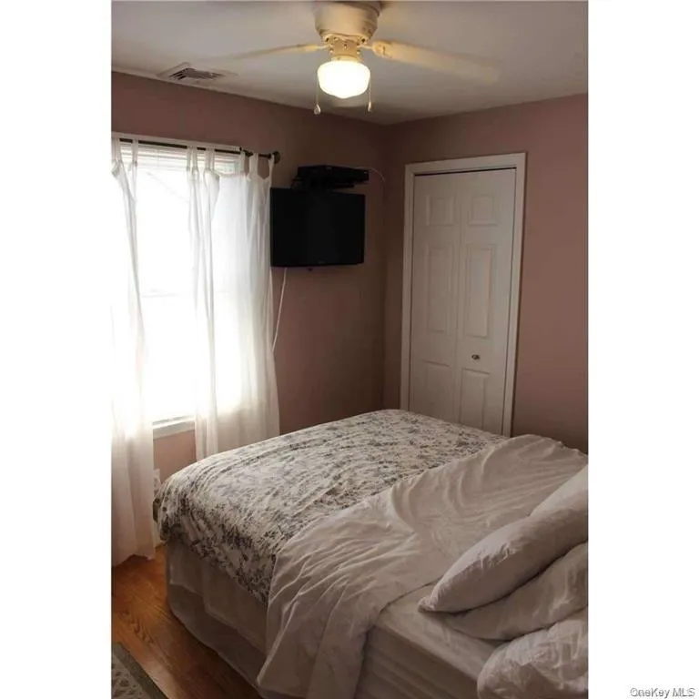 27 Vermont Street Long Beach, NY 11561