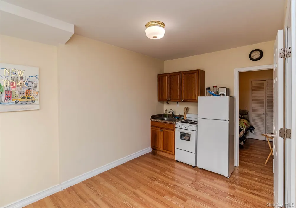 378 E Main Street Jefferson Valley, NY 10535