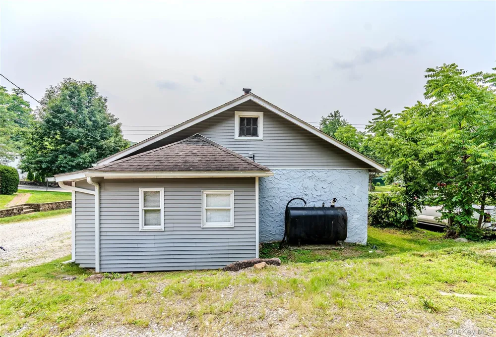 378 E Main Street Jefferson Valley, NY 10535