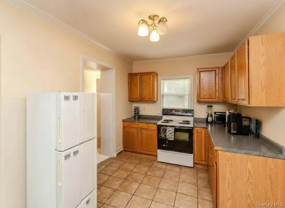 378 E Main Street Jefferson Valley, NY 10535