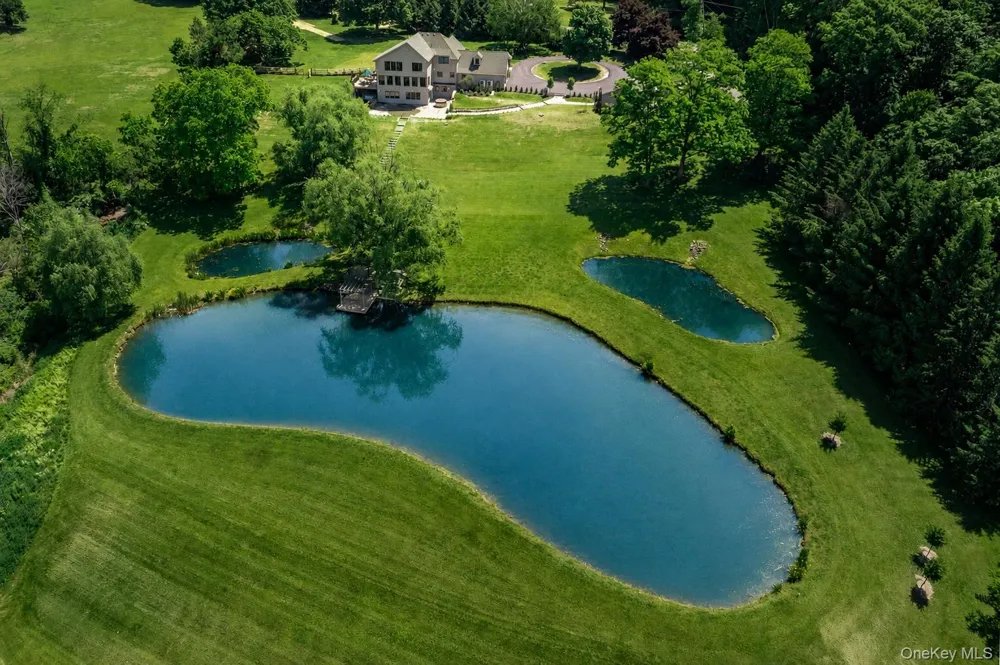 3531 Route 82 Millbrook, NY 12545