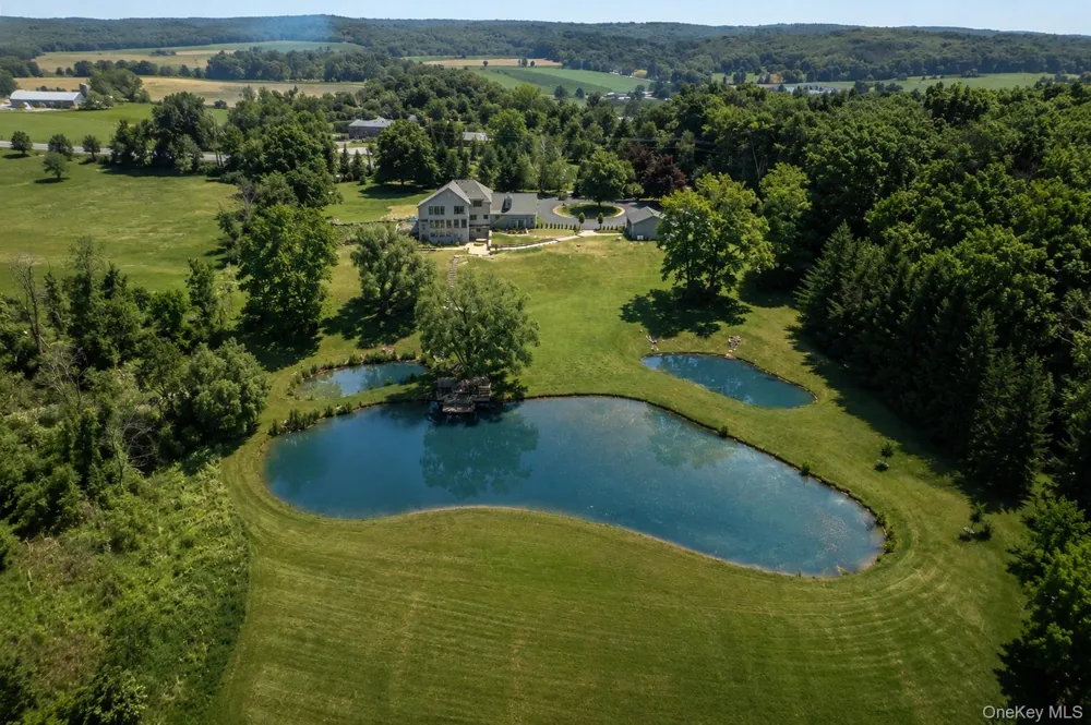 3531 Route 82 Millbrook, NY 12545