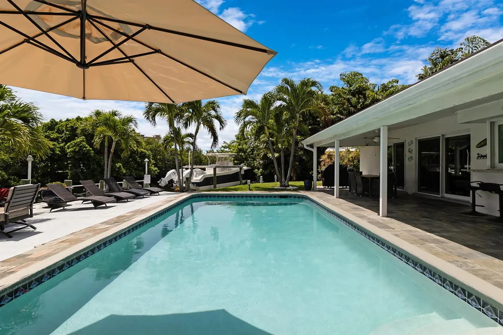 981 SE 10TH COURT Pompano Beach, FL 33060